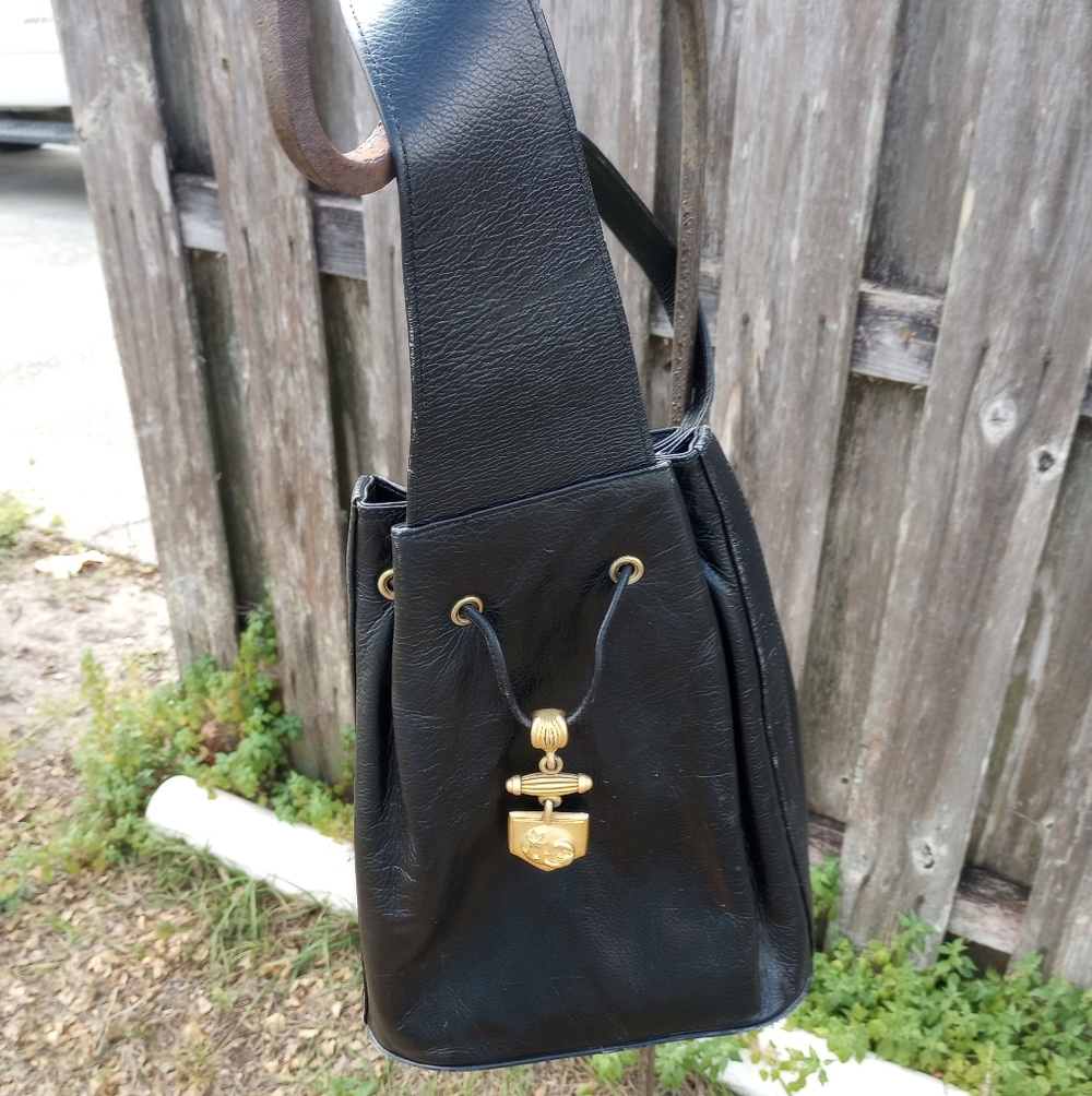 Vintage 1993 Vicenza Patten Leather Sling Bag
